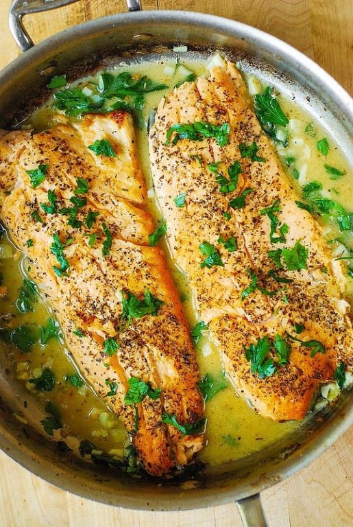 Pan-Fried Trout with Lemon Butter Sauce