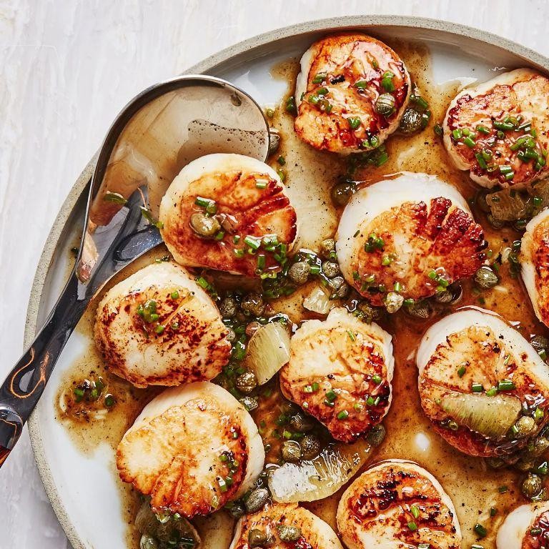 Pan-Seared Scallops with Brown Butter Sauce