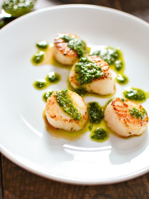 Pan-Seared Scallops with Pesto