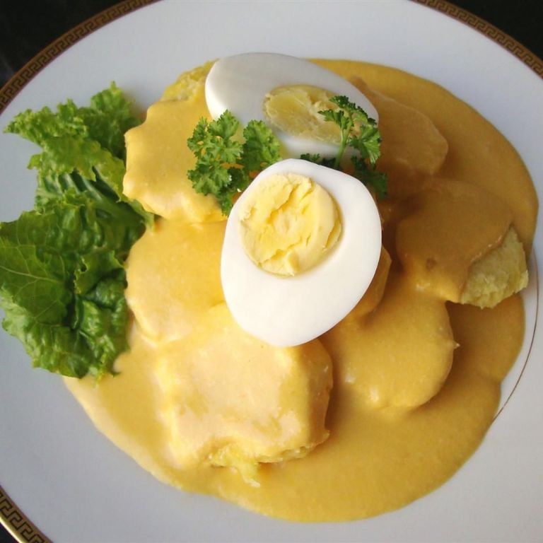 Papa a la Huancaina Soup with Crispy Potatoes