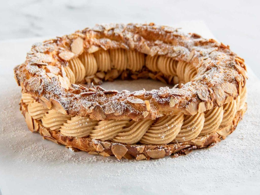 Paris-Brest Praline Cake