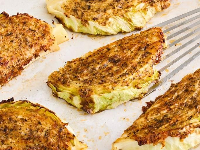 Parmesan Crusted Baked Cabbage Slices