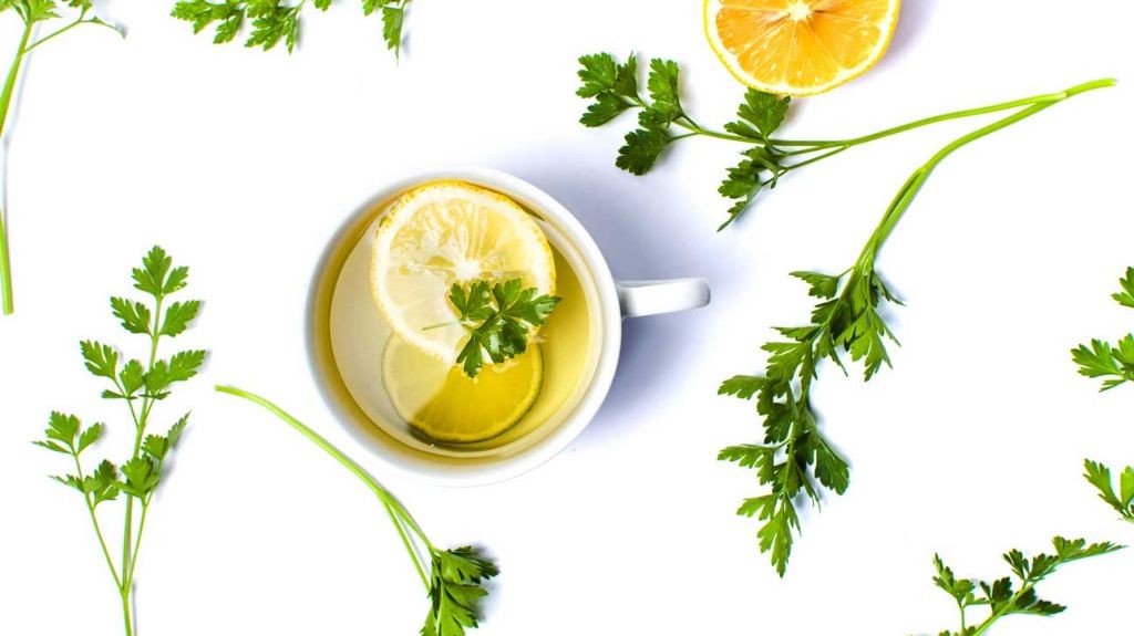 Parsley and Lemon Digestive Juice