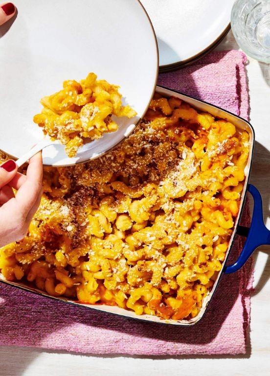 Pasta Zero Mac and Cheese with Crispy Breadcrumbs