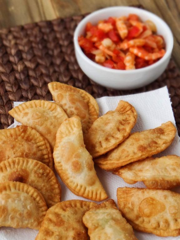 Pasteles with Shrimp and Coconut