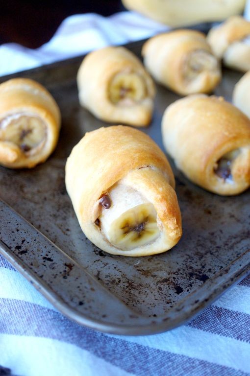 Peanut Butter Banana Crescent Roll Breakfast Roll-Ups