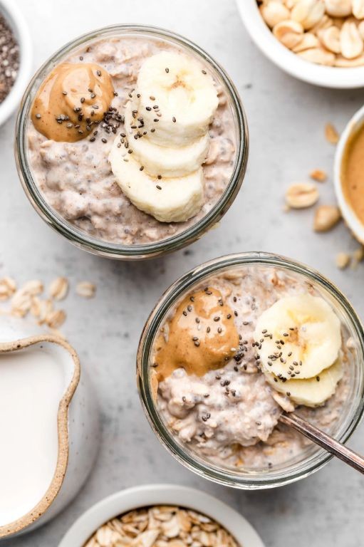 Peanut Butter Banana Overnight Oats with Chia Seeds