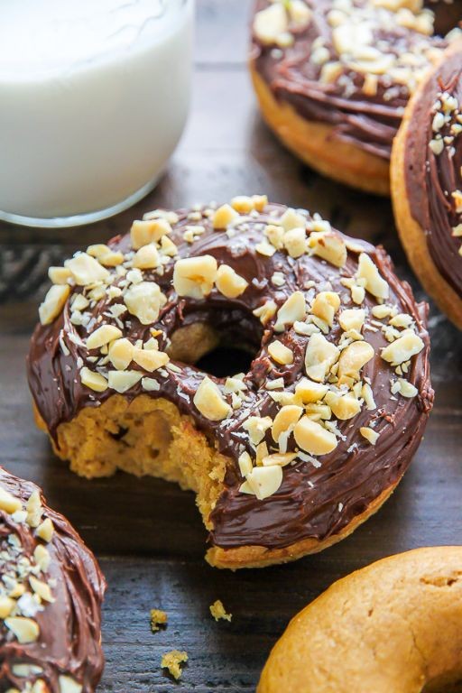 Peanut Butter Chocolate Baked Donuts