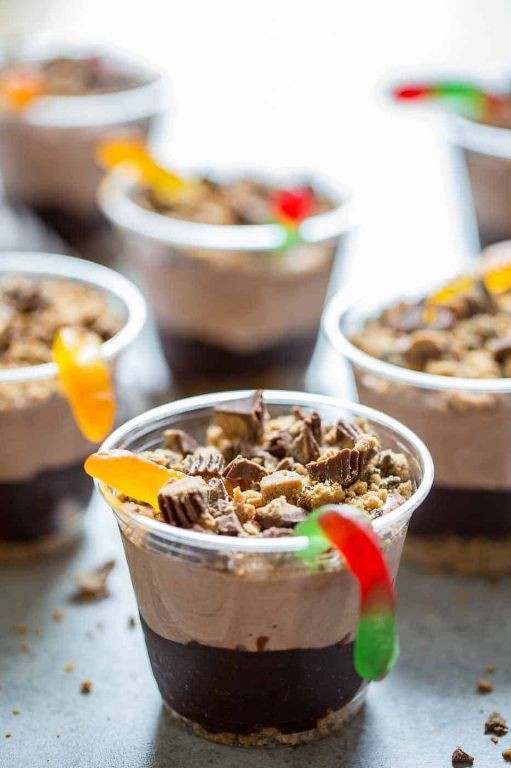 Peanut Butter Cup Dirt Cake