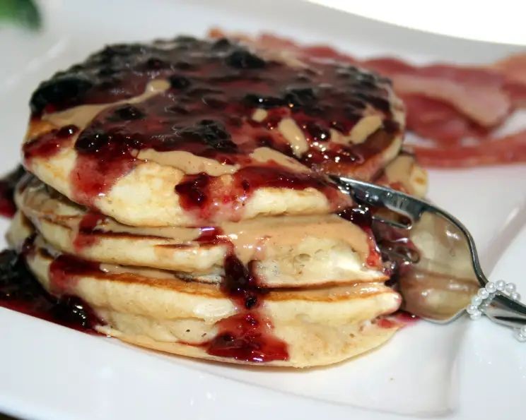 Peanut Butter and Jelly Bisquick Pancakes