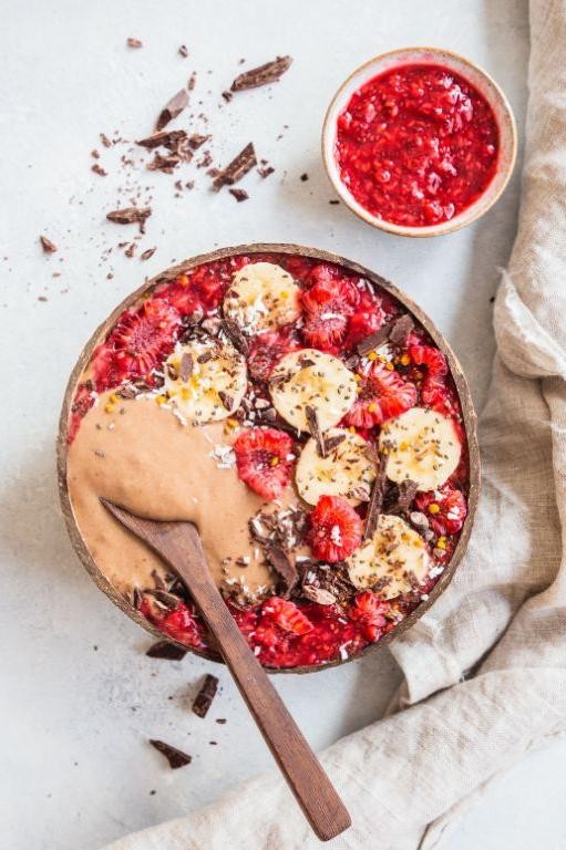 Peanut Butter and Jelly Smoothie Bowl