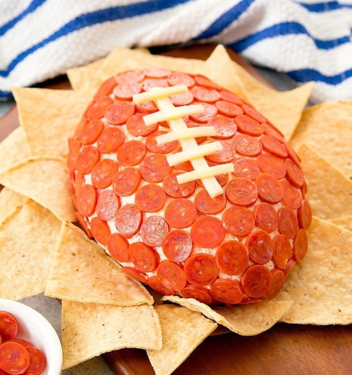 Pepperoni Pizza Cheese Ball