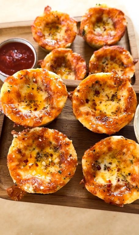 Pepperoni and Jalapeño Pizza Puffs