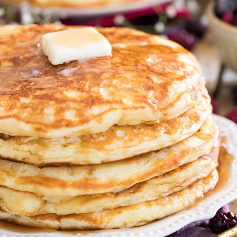 Perfectly Fluffy Buttermilk Pancakes
