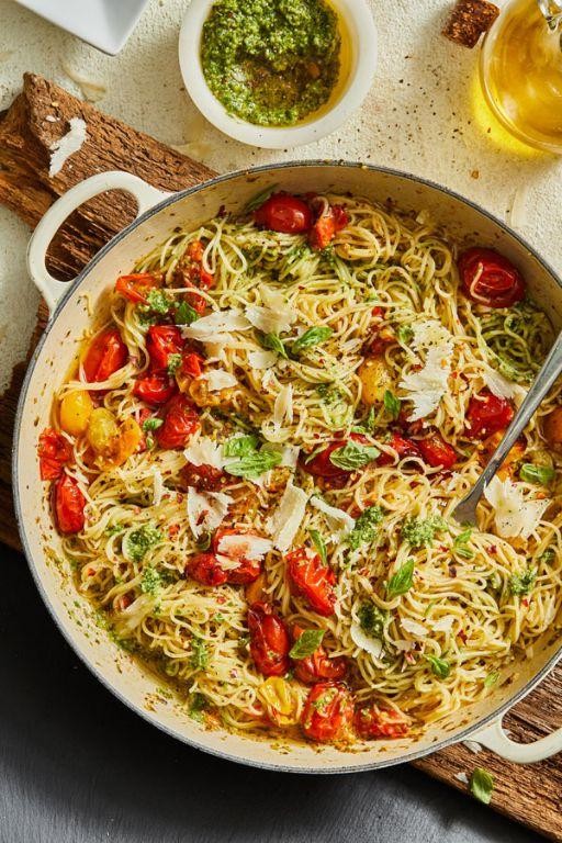 Pesto Egg Noodle with Cherry Tomatoes