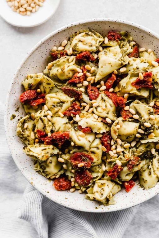 Pesto Tortellini with Sun-Dried Tomatoes and Pine Nuts