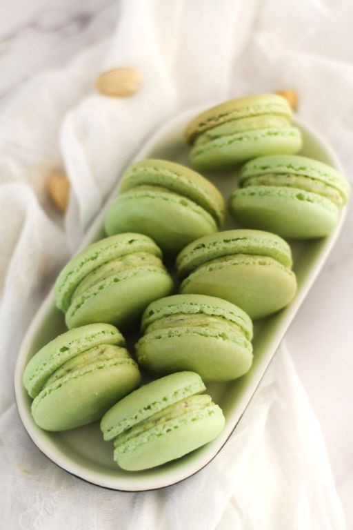 Pistachio Butter Macarons