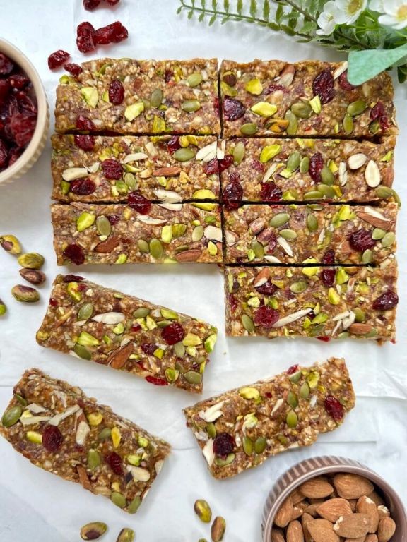 Pistachio Cranberry Energy Bars