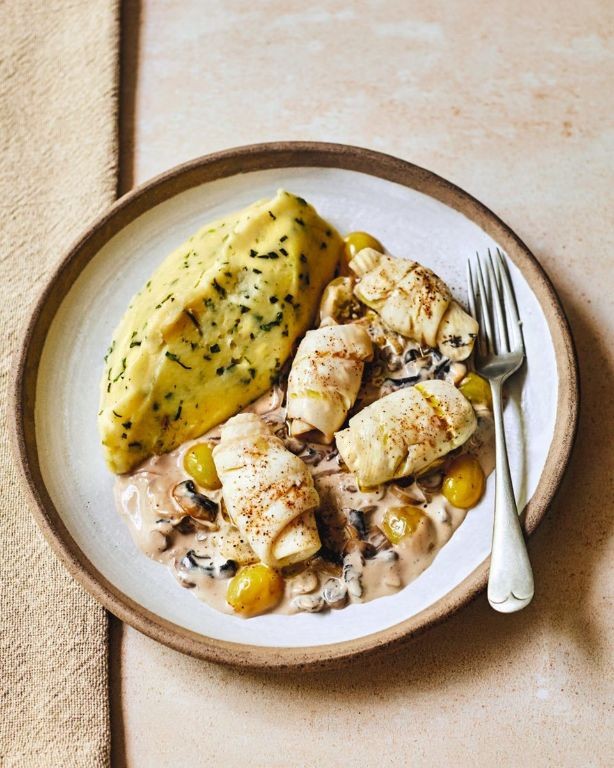 Poached Sole in Vermouth and Tarragon Broth