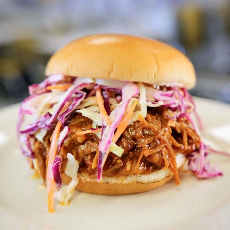 Pulled Pork and Coleslaw Burger