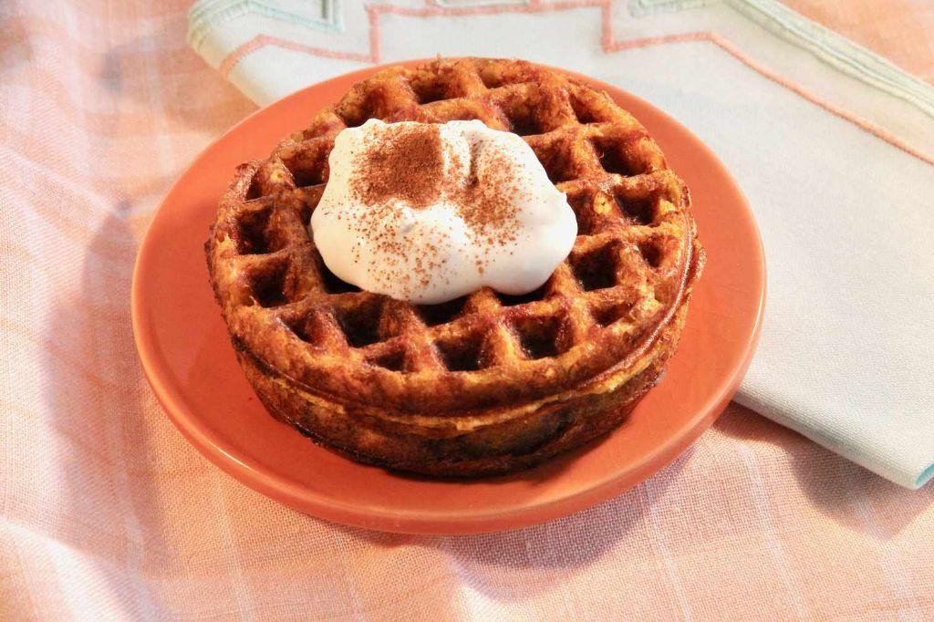 Pumpkin Chaffle with Cinnamon