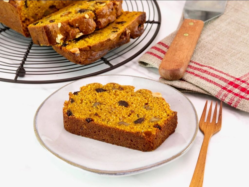 20 Delicious Raisins Cakes Recipes You Must Try