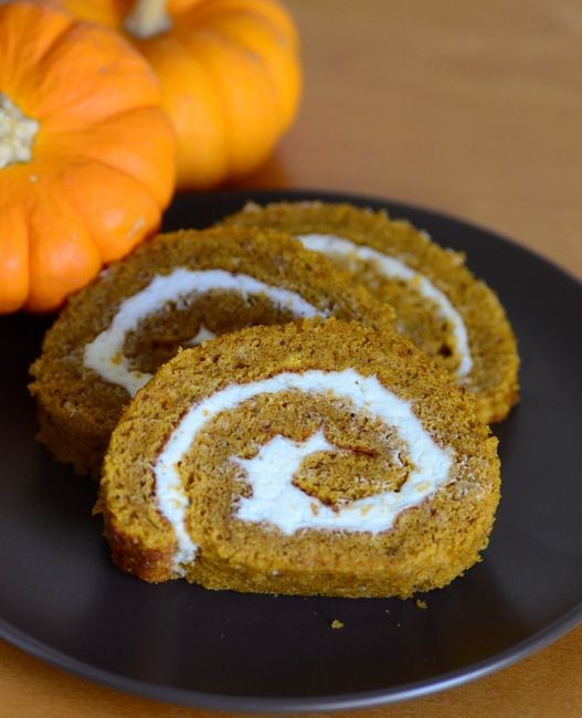 Pumpkin Roll with Vanilla Bean Frosting