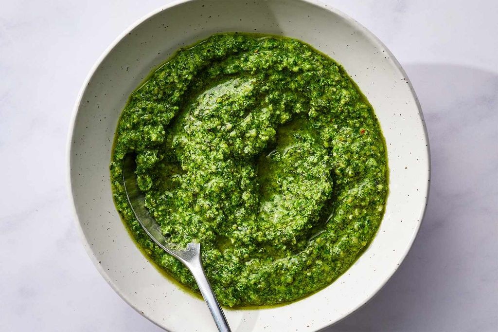 Pumpkin Seed Pesto Dip