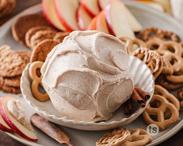 Pumpkin Spice Cheese Ball