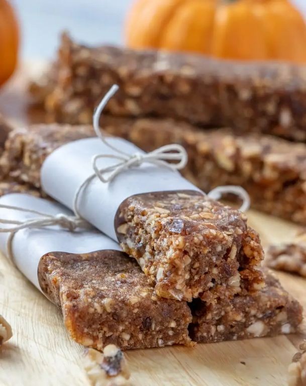 Pumpkin Spice Energy Bars
