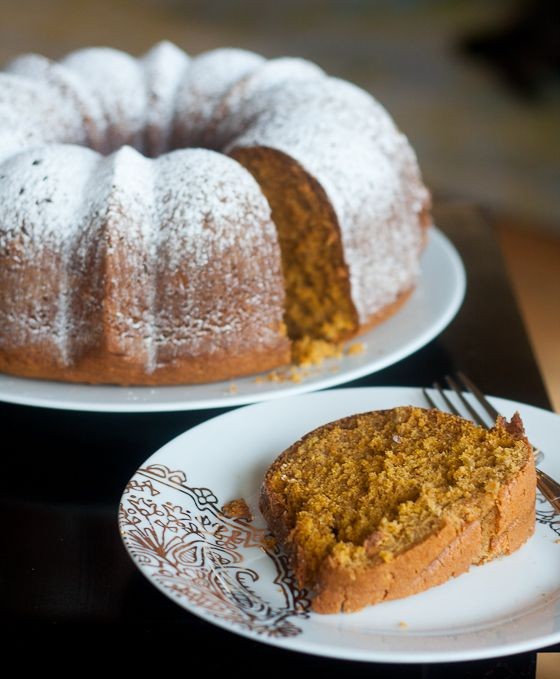 Pumpkin Spice Oatmeal Cake