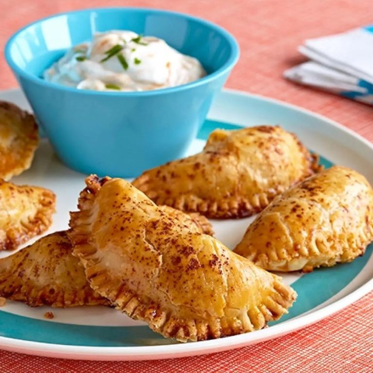 Quick Chicken and Cheese Empanadas