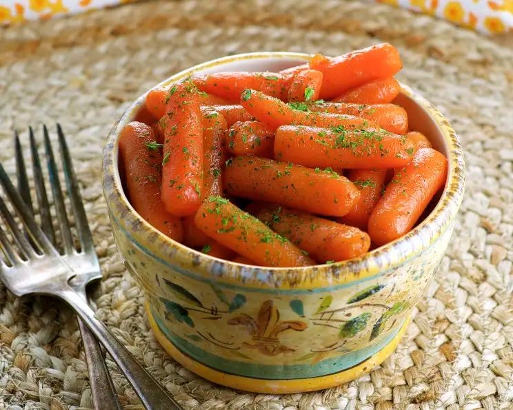 Quick Glazed Carrots with Honey