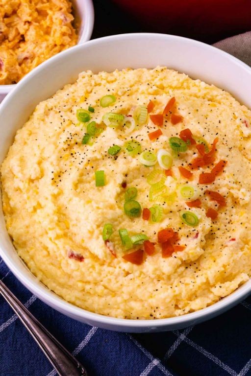 Quick Grits with Pimento Cheese