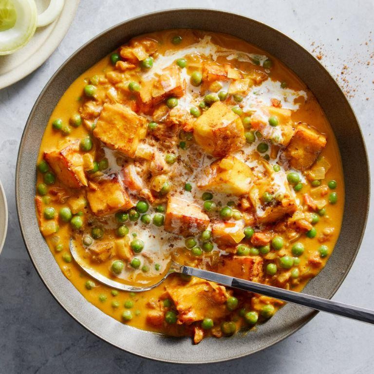 Quick Mattar Paneer in Tomato Gravy