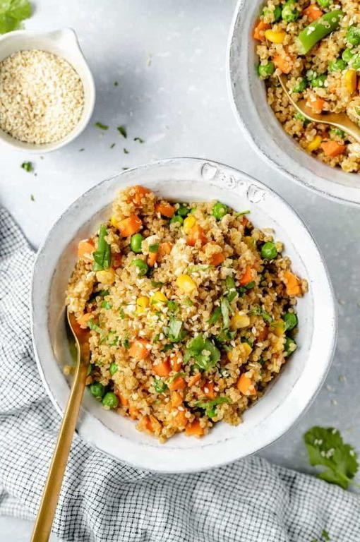 Quinoa Fried Rice with Mixed Vegetables