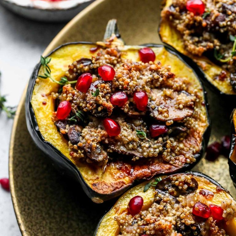 Quinoa-Stuffed Acorn Squash