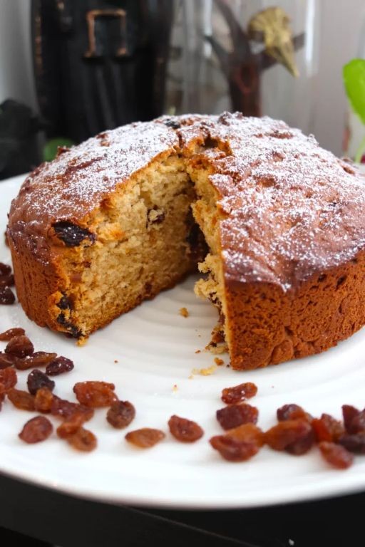 Raisin and Honey Whole Wheat Cake