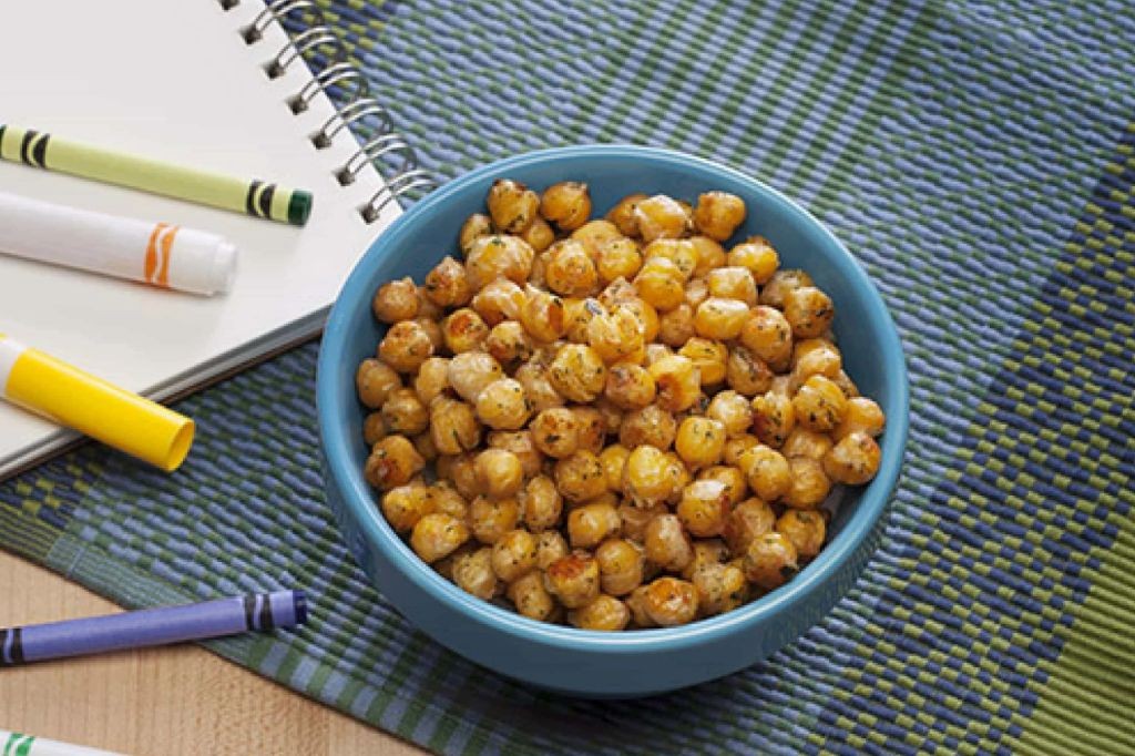 Ranch-Spiced Roasted Chickpeas