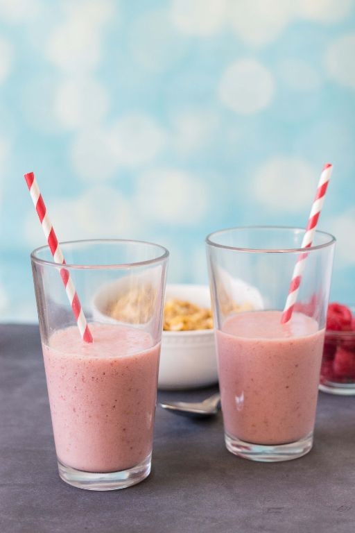 Raspberry Peach Coconut Smoothie