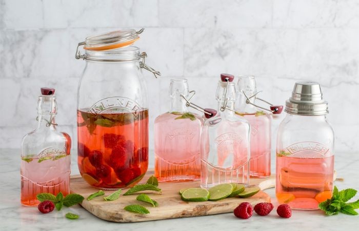 Raspberry and Lime Detox Water