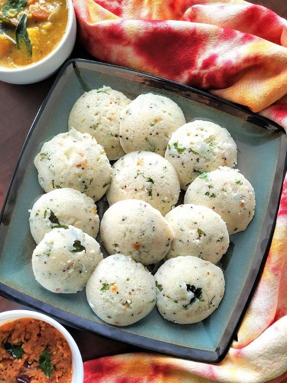 Rava Idli with Yogurt Dip