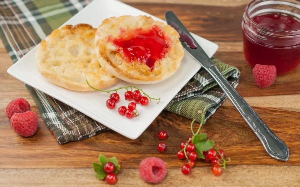 Red Currant and Raspberry Jelly
