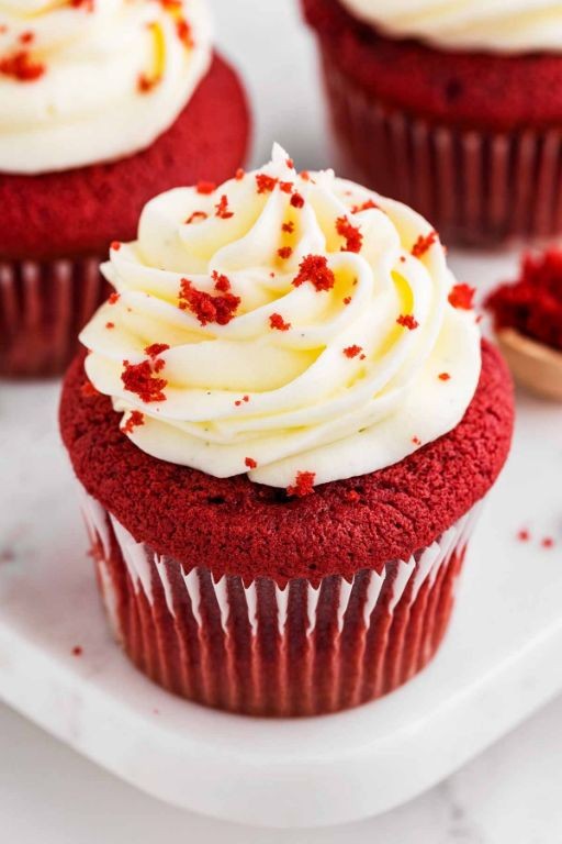 Red Velvet Cupcakes with Vanilla Bean Glaze