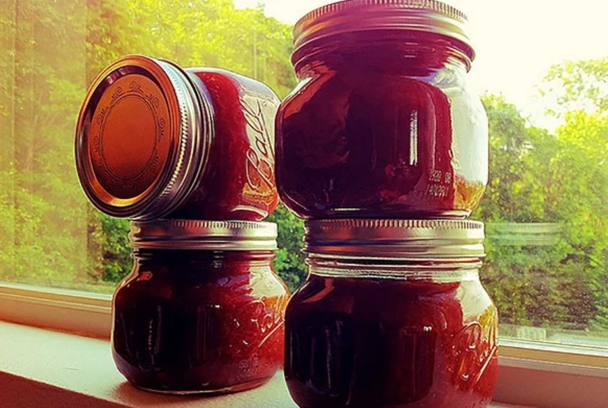 Rhubarb Apple Cinnamon Jam