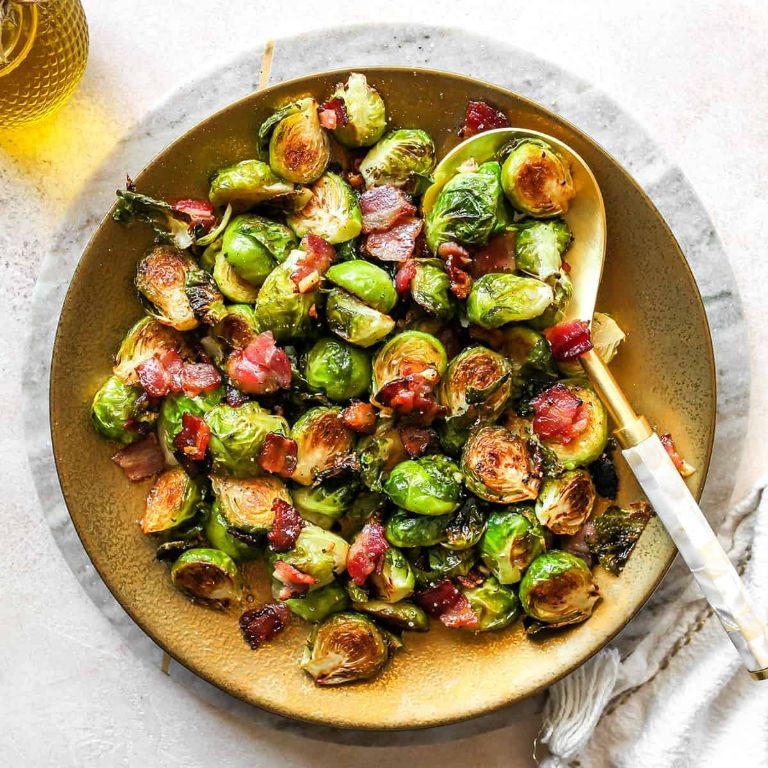 Roasted Brussels sprouts with bacon