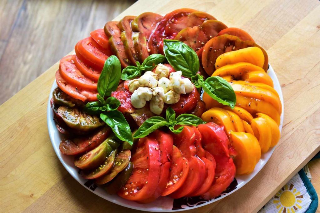 Roasted Heirloom Tomato and Basil Salad