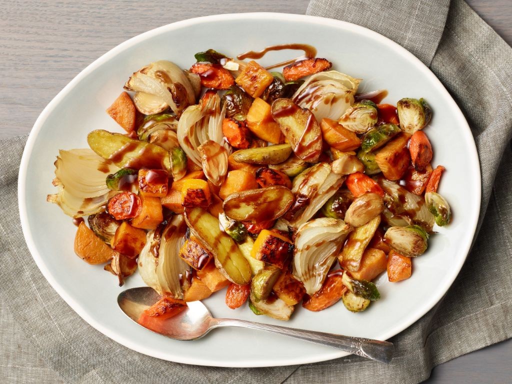 Roasted Vegetable Medley with Balsamic Glaze