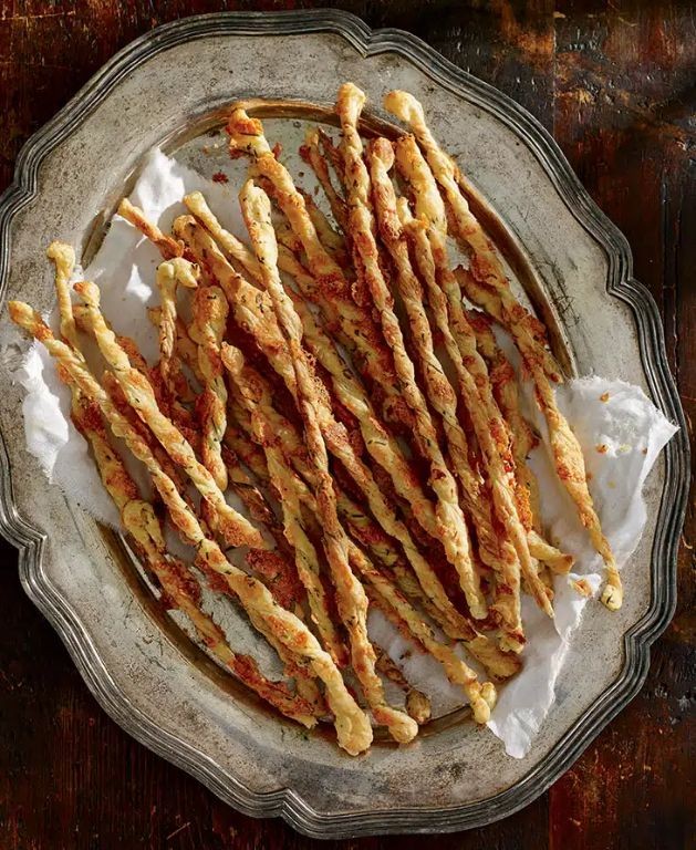 Rosemary and Cheddar Biscuit Twists