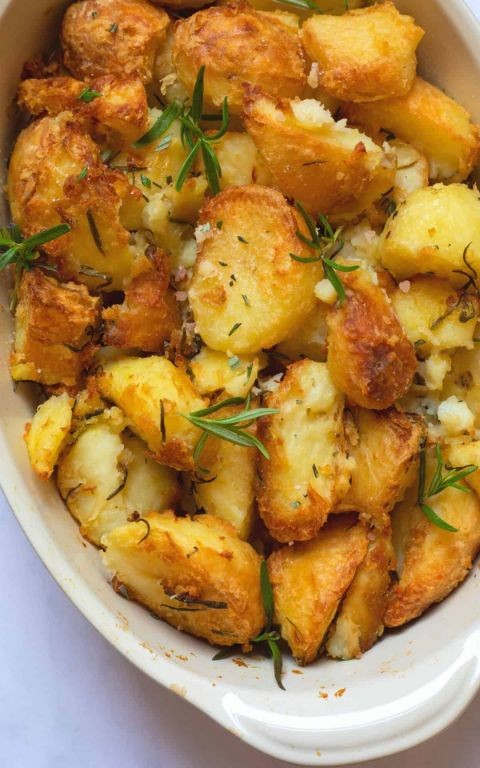 Rosemary and Thyme Roasted Potatoes in Olive Oil